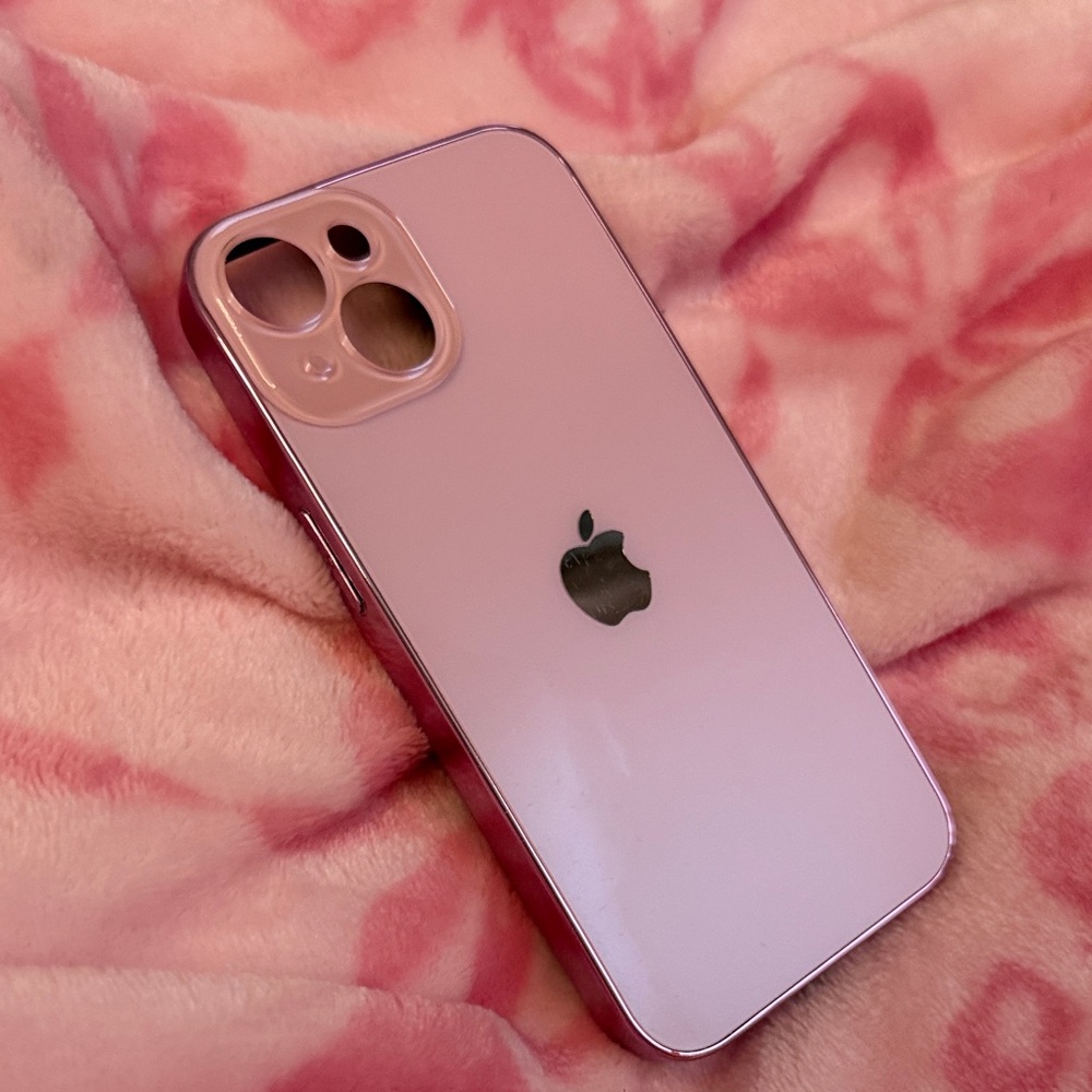 Pink iphone 14 case
